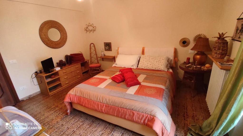 La Gallina Nel Castello Citr Oo9002-Beb Oo11 Albenga Ngoại thất bức ảnh